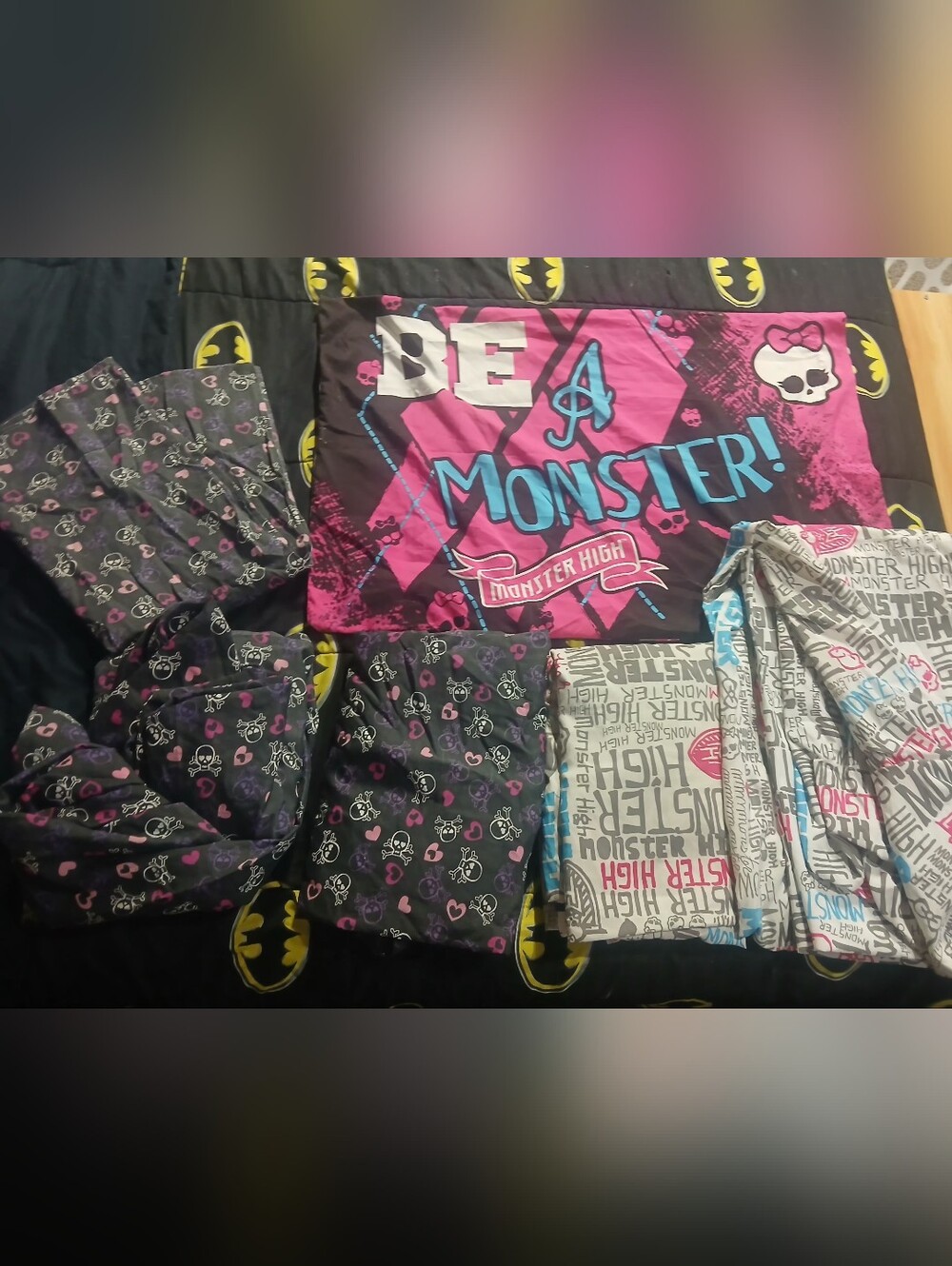 Monster High Bedding Set - Picture 3 of 3